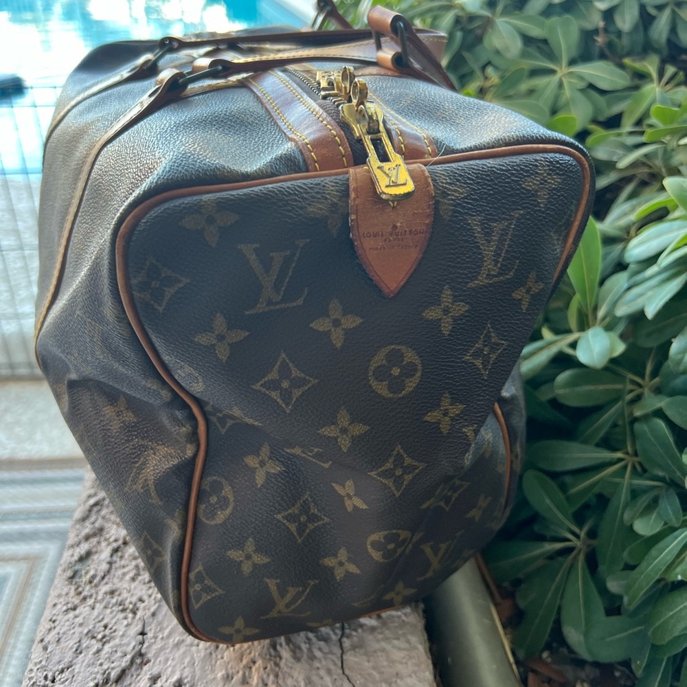 Louis Vuitton Square Sac Souple 45 - Picture 2 of 10